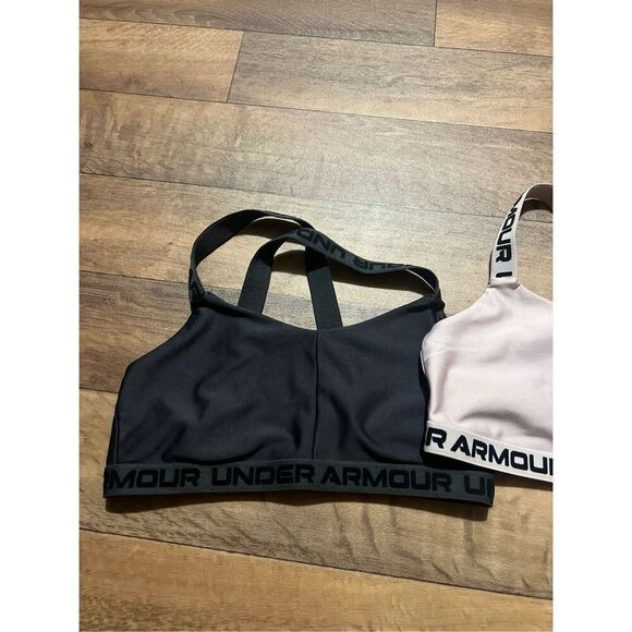 Under Armour Sports Bra Bundle Woman’s SEE PHOTOS FOR MEASUREMENTS - Picture 3 of 10
